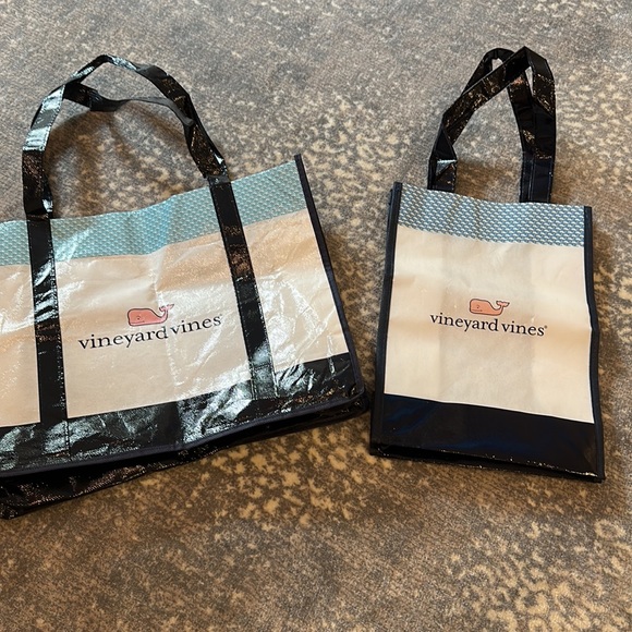 VINEYARD VINES SHOPPING BAGS PLASTIC (2) - Picture 6 of 6